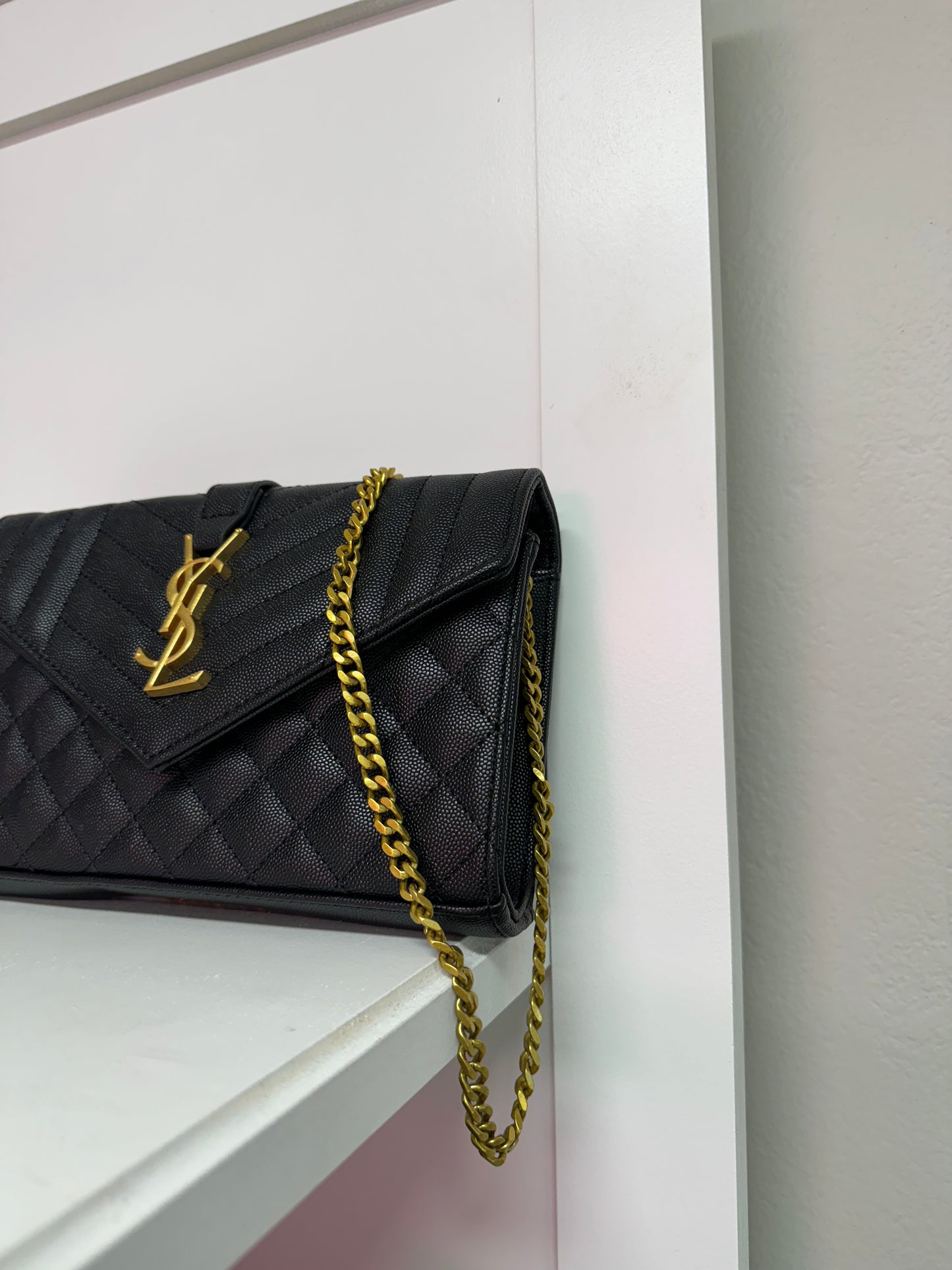 Crossbody purse
