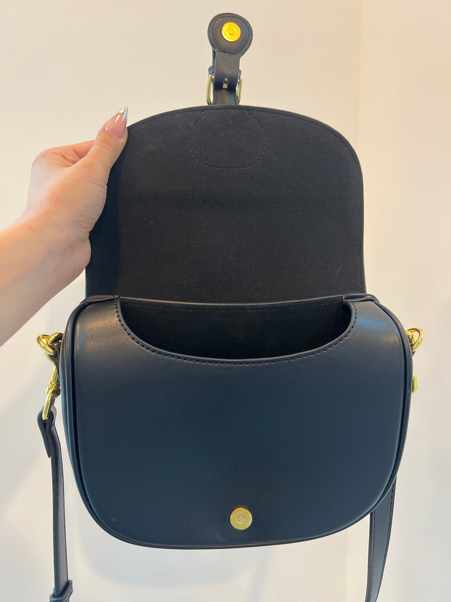Crossbody purse
