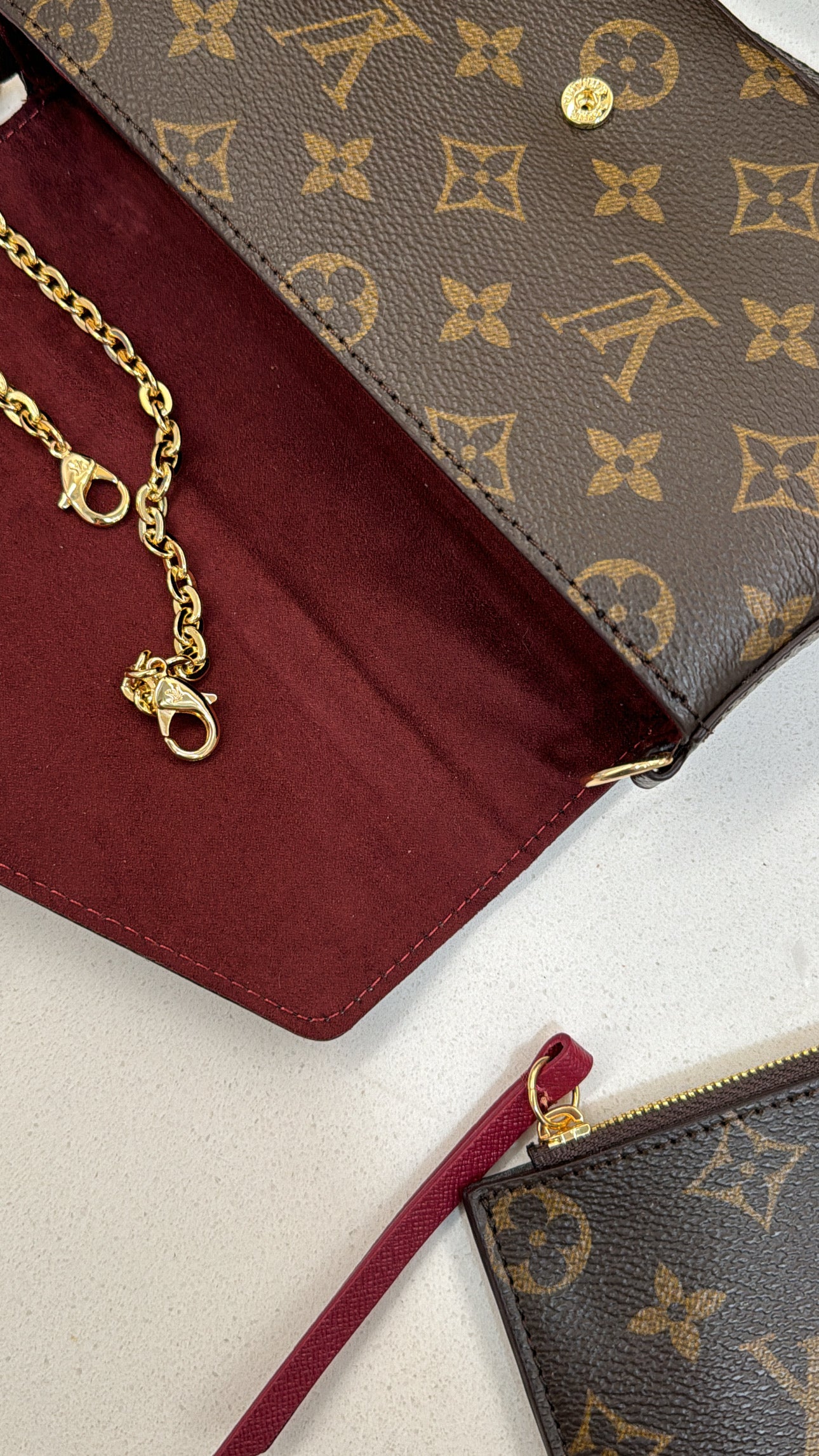Crossbody purse