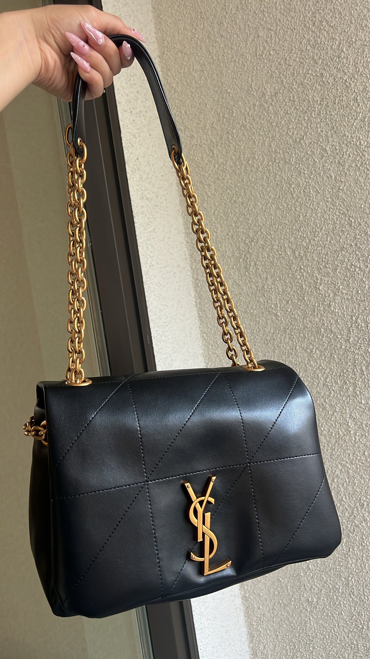 Shoulder bag