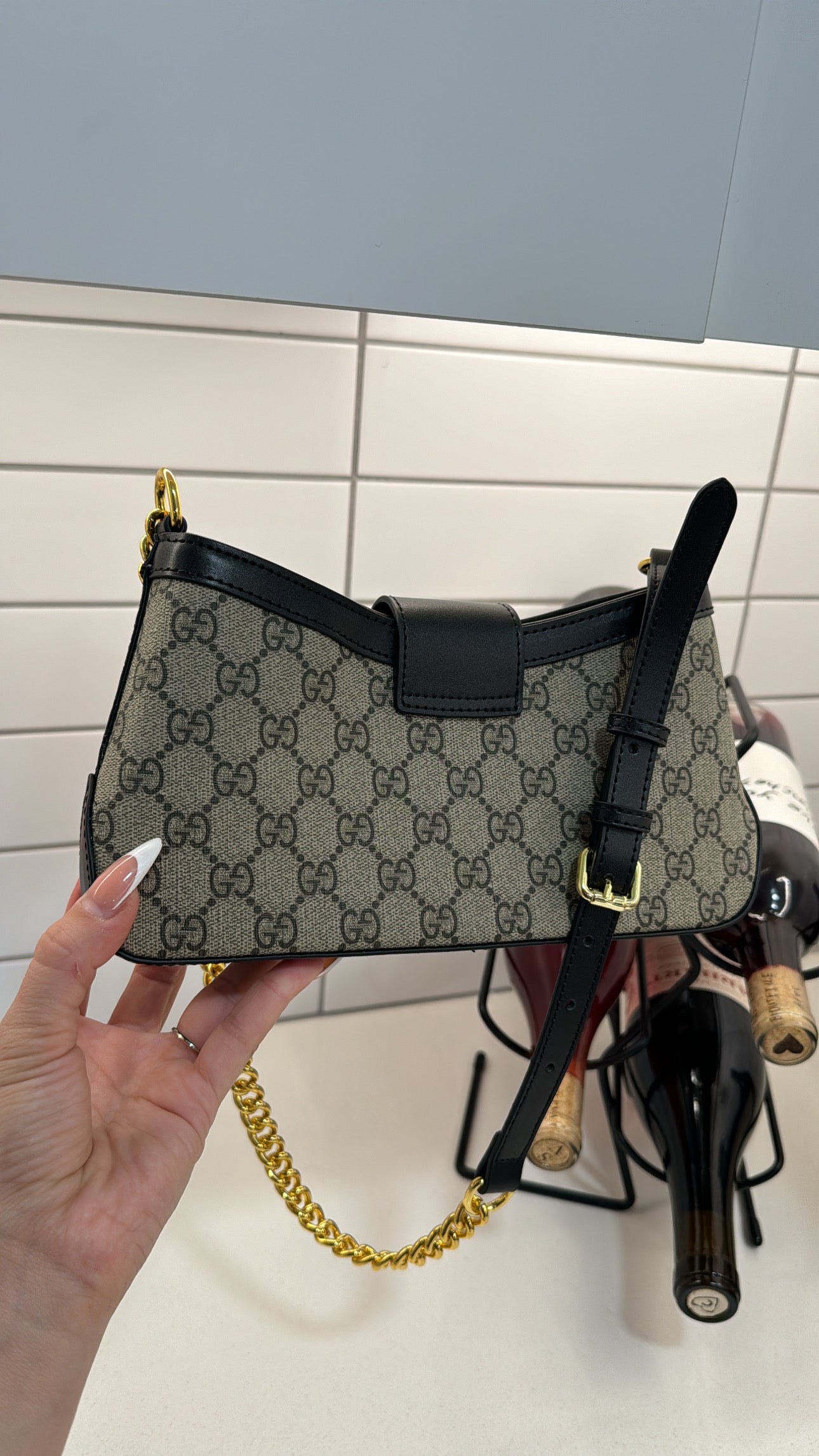 Handbag