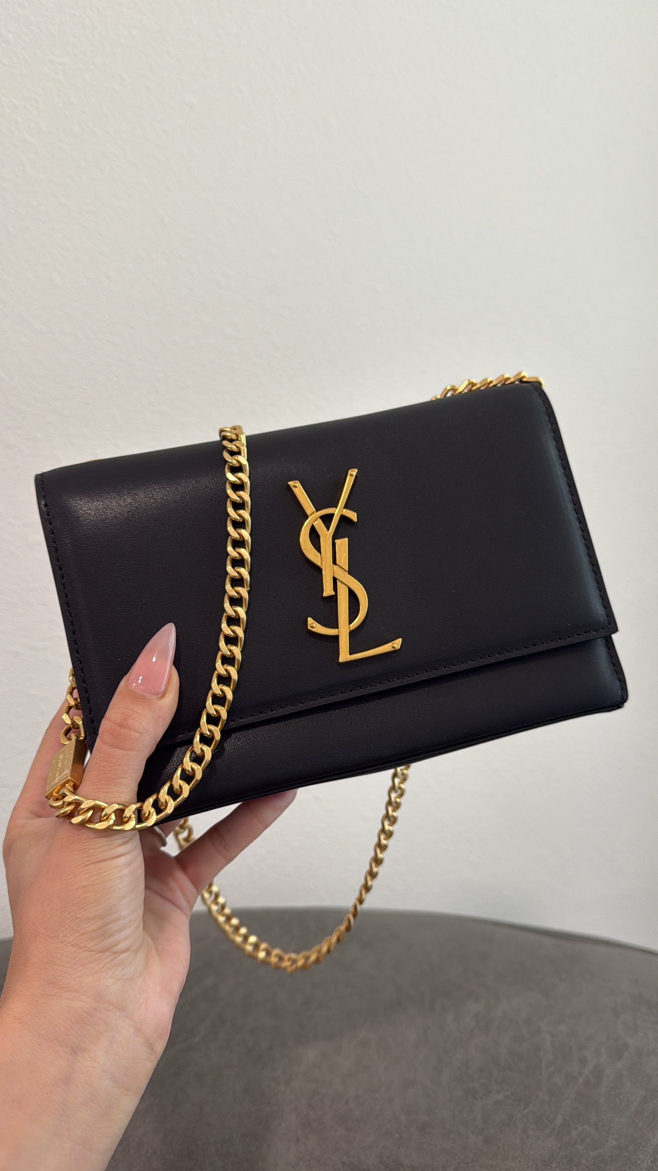 Crossbody purse