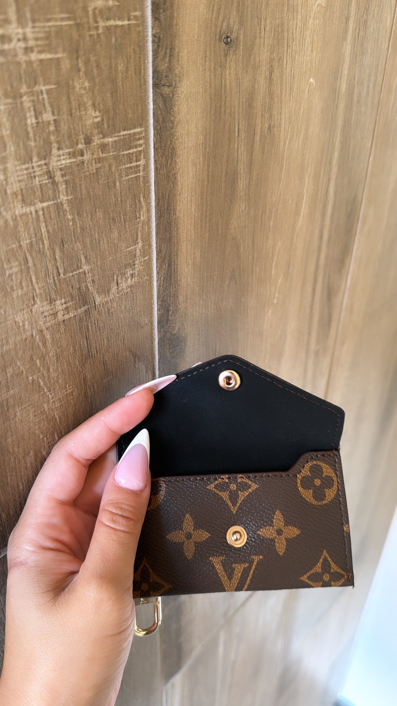 Cardholder / keychain