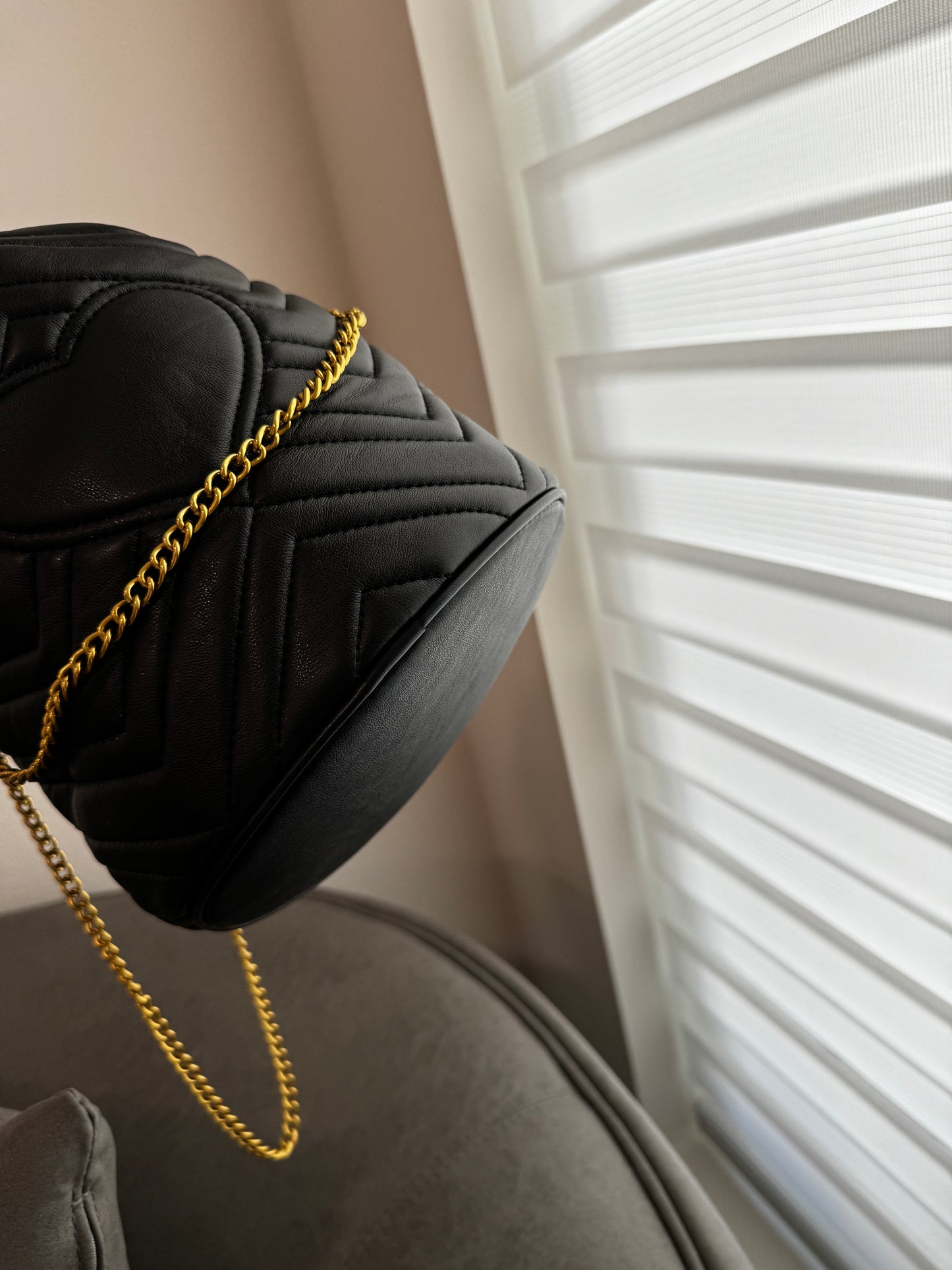 Crossbody purse