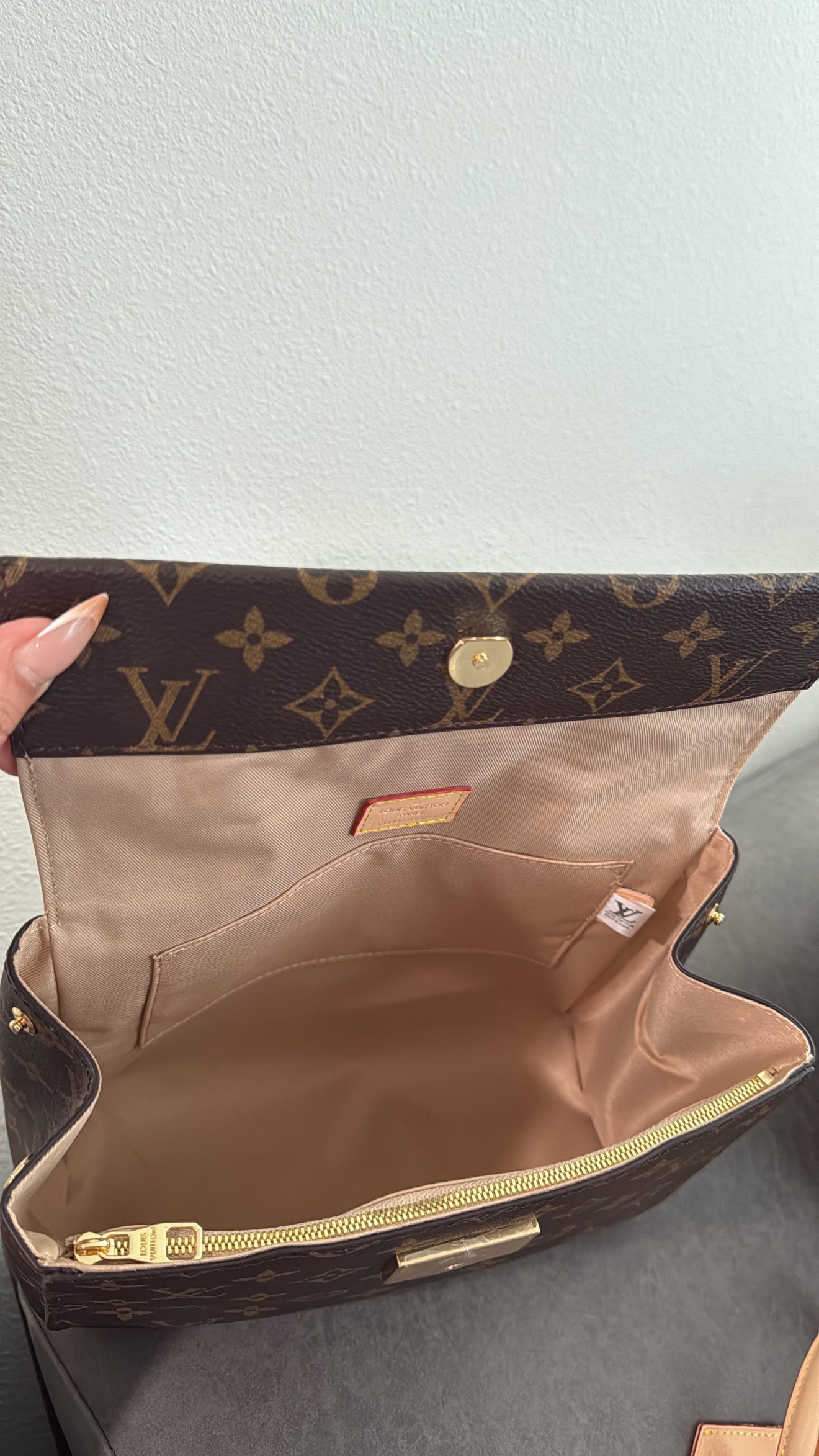 Handbag