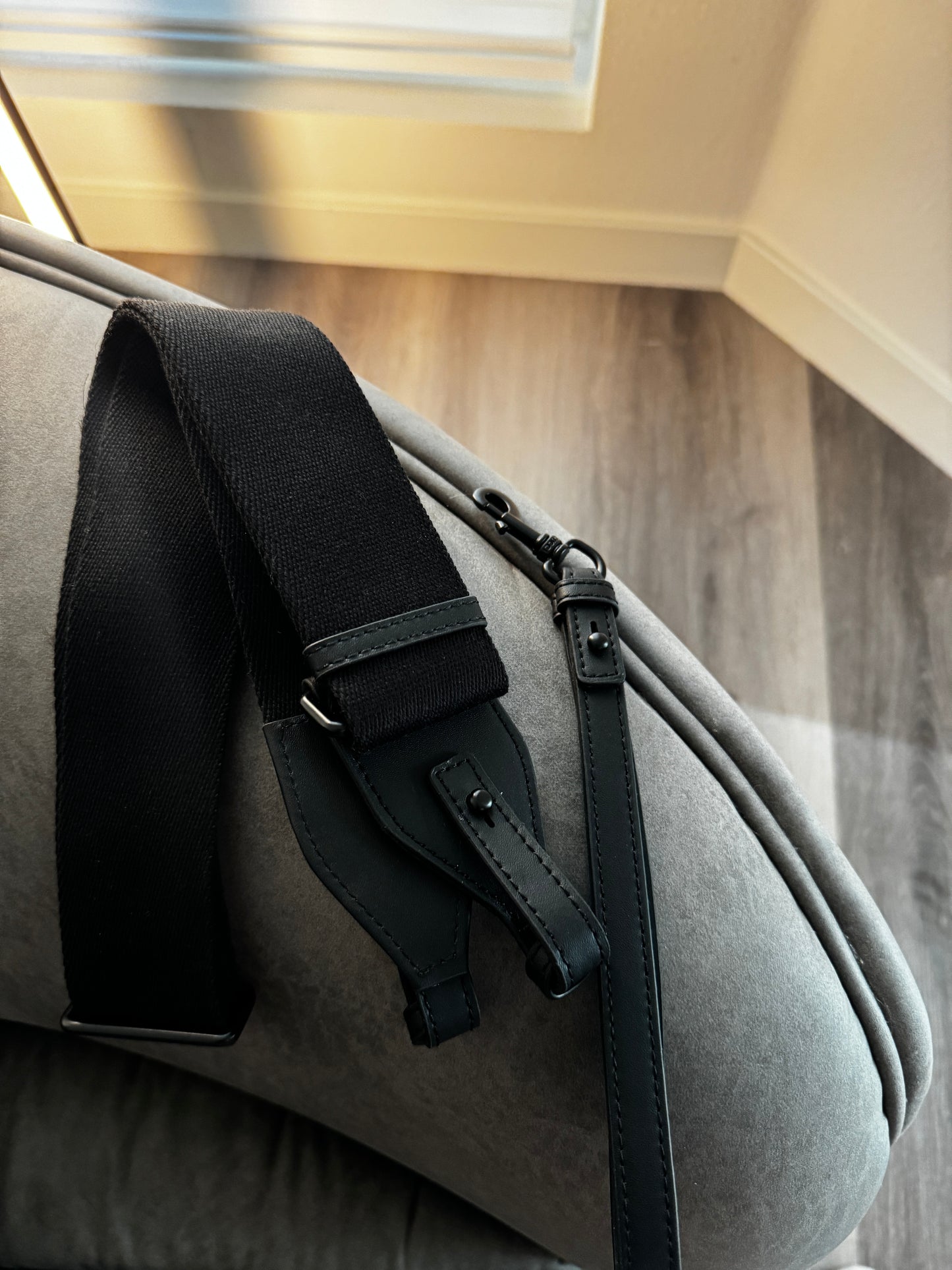 Crossbody pouch
