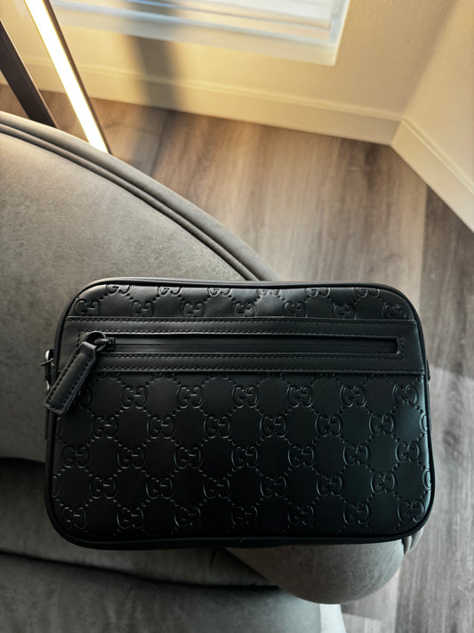 Crossbody pouch