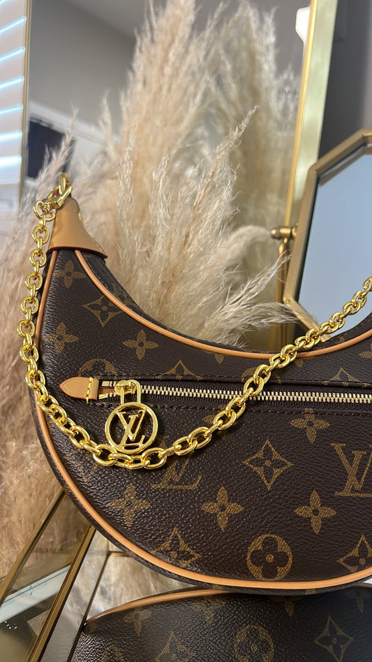 Crossbody purse